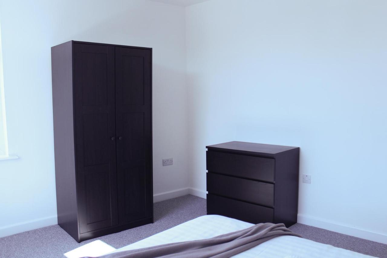 Stylish 1Br Apartment In The Heart Of Heywood Eksteriør bilde